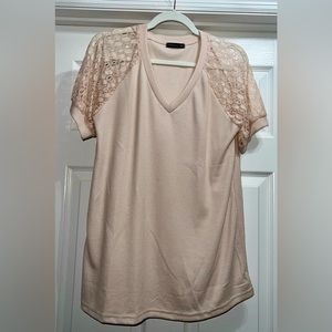 Miholl cream top with lace sleeves